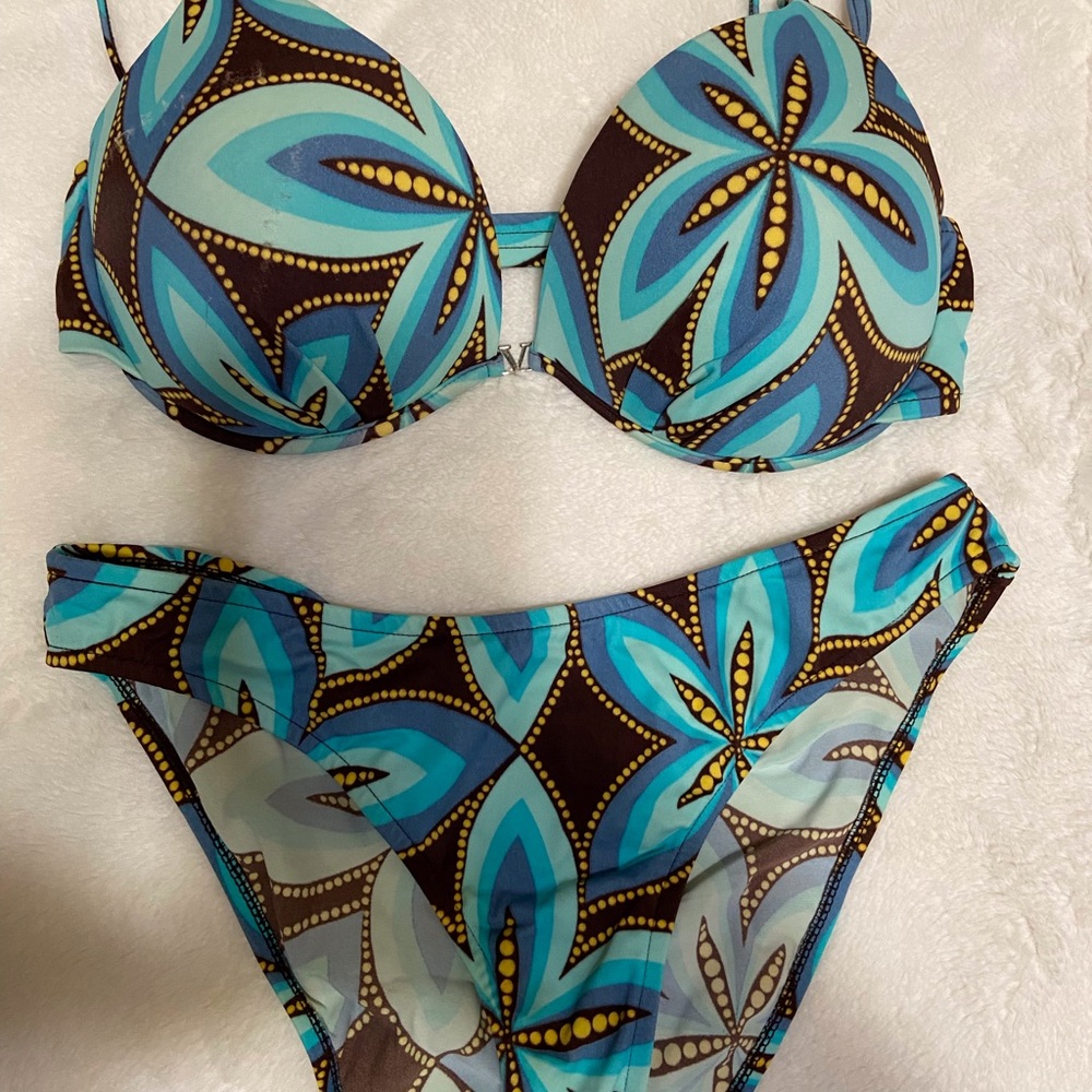 Venus Bikini